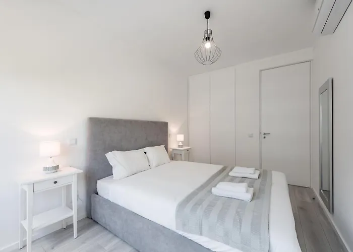 Appartement Guestready - Flamingo In The Square Oporto