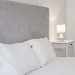 Guestready - Flamingo In The Square