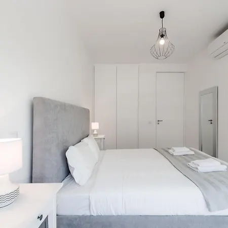 Guestready - Flamingo In The Square Apartmán