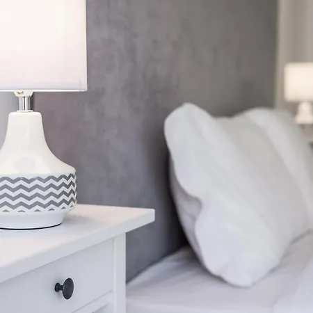 Apartmán Guestready - Flamingo In The Square *